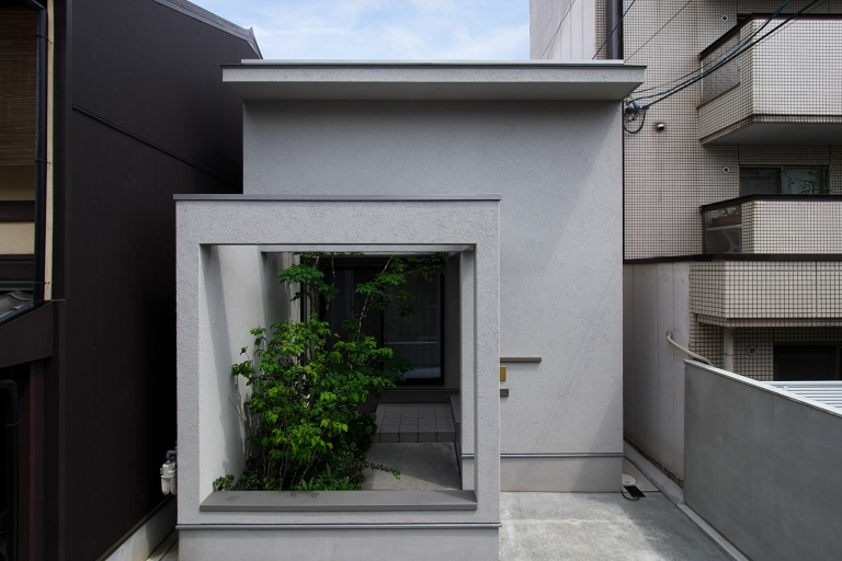 【京都】2.5間間口 狭小地なのに明るく視線の広がる住宅