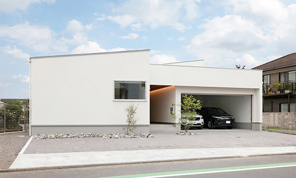 平屋プラスαの二世帯ガレージハウス