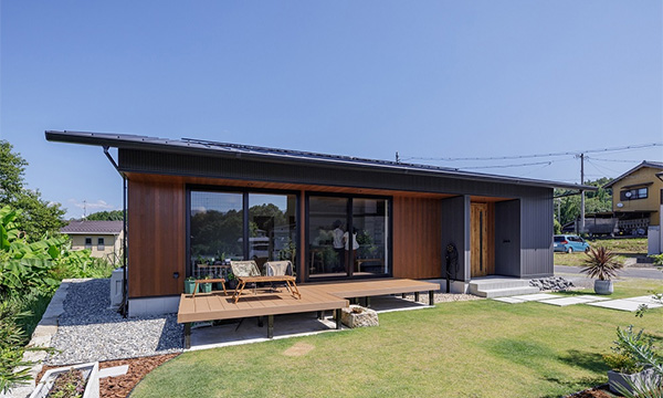 趣味と仕事を繋ぐ平屋の家