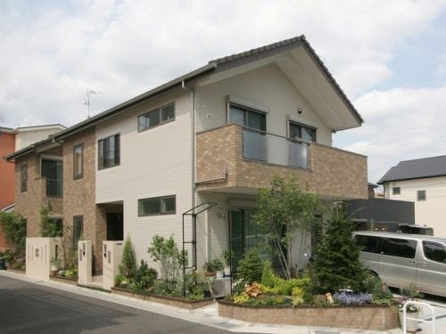 完全分離型二世帯住宅のメリットやデメリットを徹底解説 事前に知るべきポイントはこれ 重量木骨の家