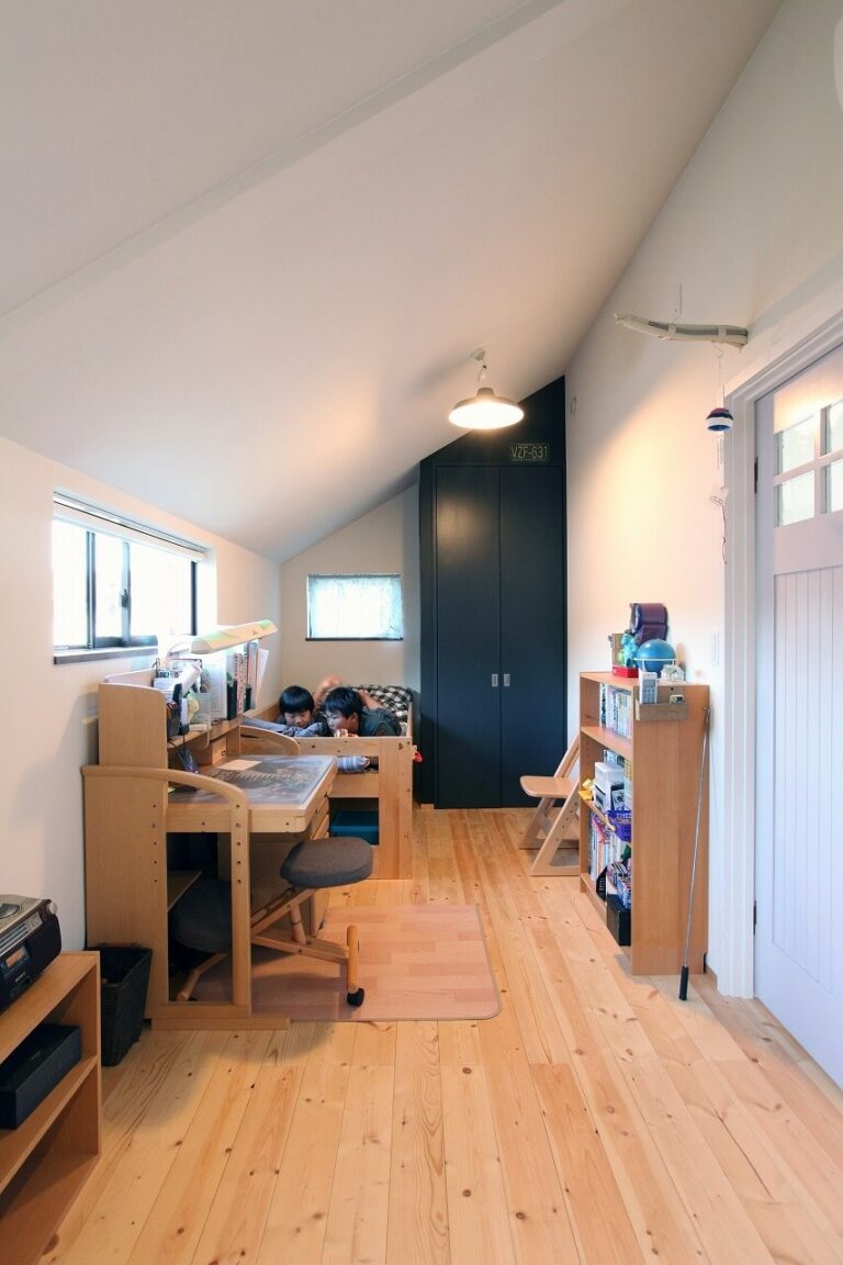 子供部屋をおしゃれで快適に! レイアウトのポイントや部屋の分け方のコツをご紹介 | 重量木骨の家
