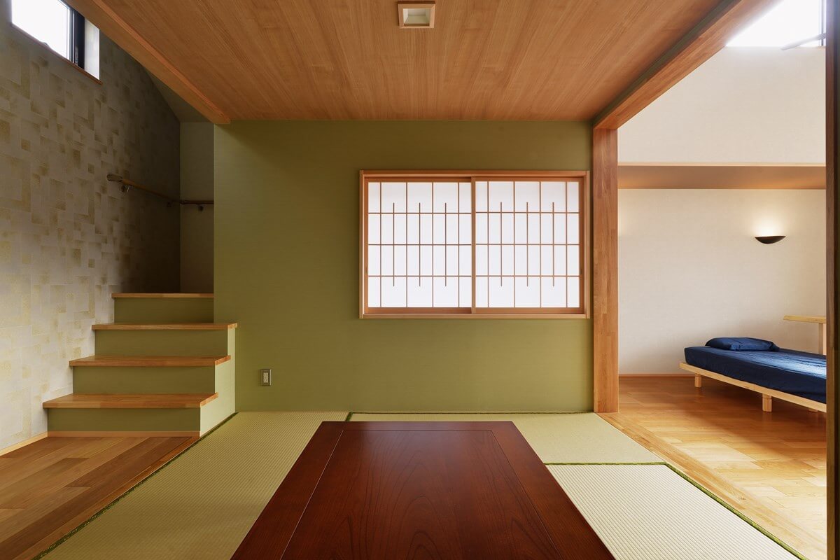オリジナルの障子窓がこだわりの和室