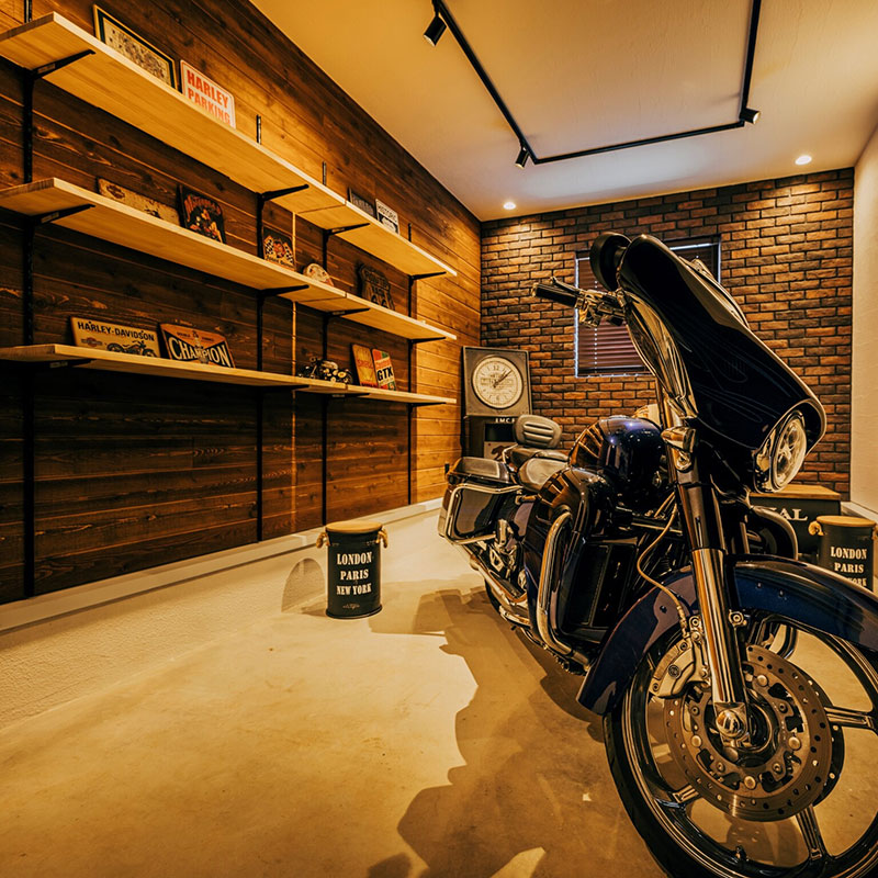 おしゃれなバイクガレージ