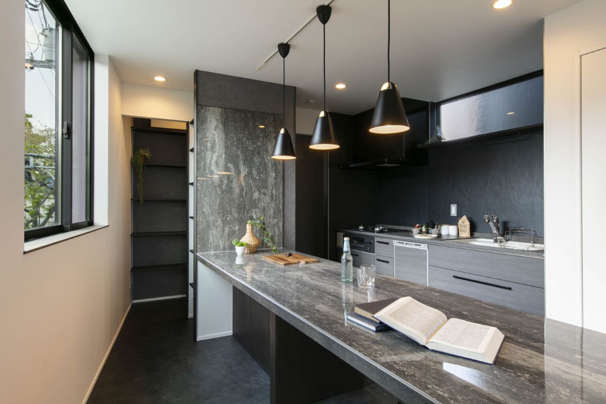 回遊できるキッチンダイニング