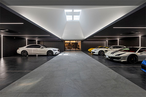 ラグジュアリー