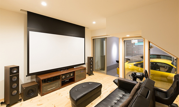 ガレージハウス＆二世帯住宅、自分らしい二世帯住宅の家