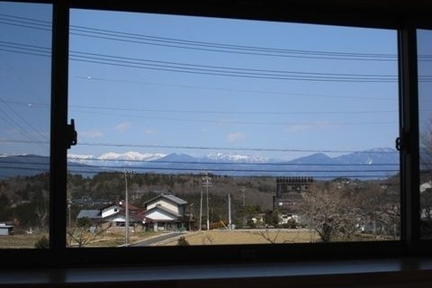 『絶景を取り込み住まう家』