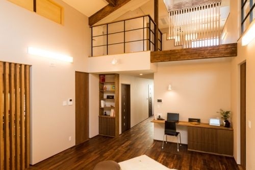 心地よいリビングに大家族が集う家