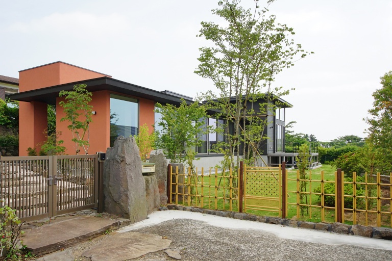 お庭を望む、平屋住宅