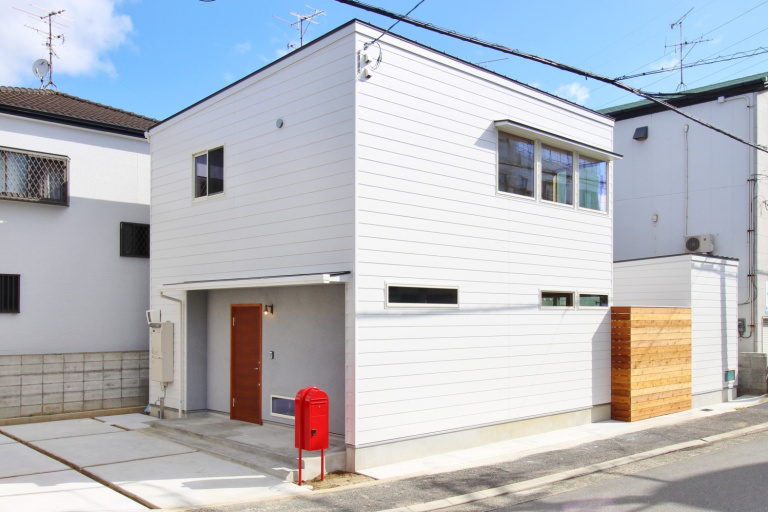 将来二世帯住宅にも対応出来る中庭のある家【大阪】