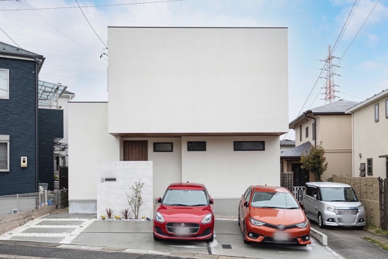 名古屋市｜住宅街で南東に開く家