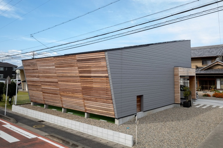 岐阜県｜平屋のようなコートハウス