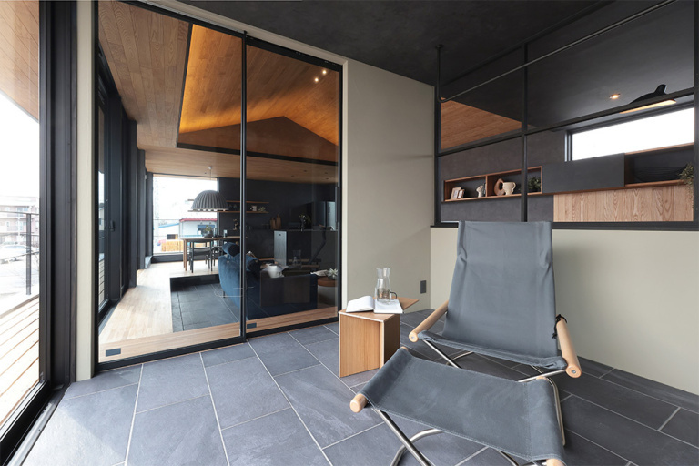 サンルーム-日常と非日常をあいまいにする Relaxras（リラクラス）-高崎モデルハウス-