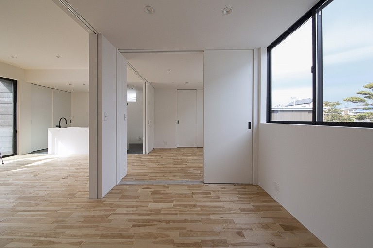 【浜松市／旗竿地×中庭】プライバシーと採光を両立したL字の平屋の家