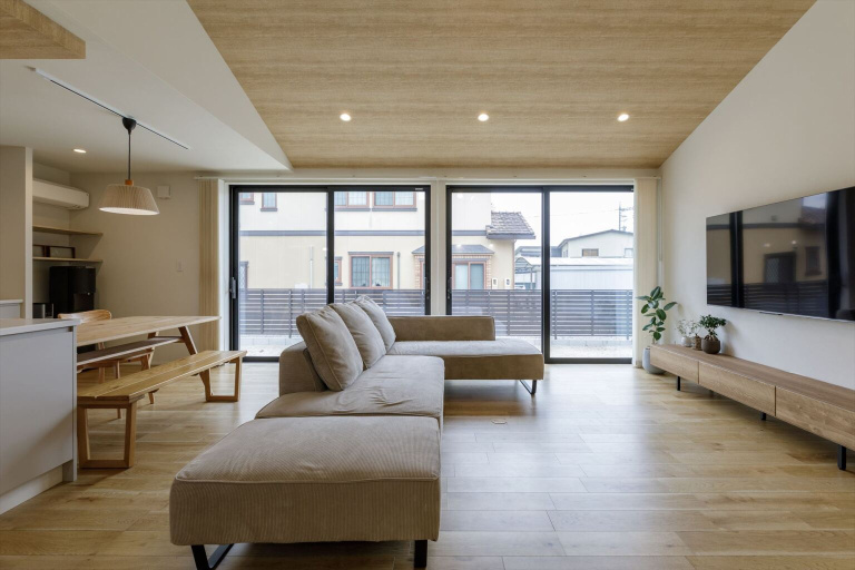 平屋のような２階建ての家