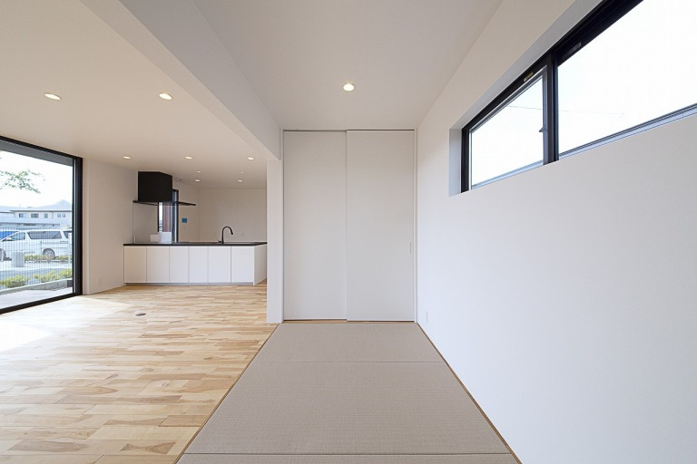 【浜松市浜名区／SE構法×平屋】無垢床とウッドデッキが心地よい25坪・3LDKの耐震住宅
