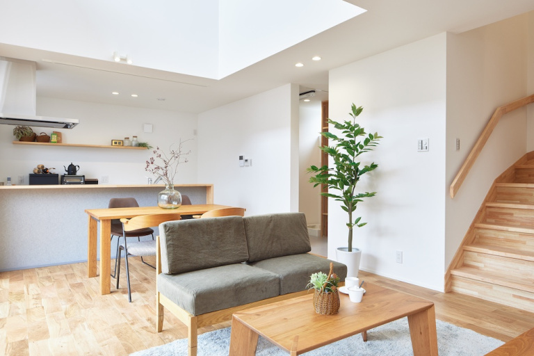 【和歌山市】光を招き、暮らしを包む心地よさの家