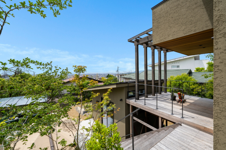 【宝塚】「森に遊ぶ手沢の舎」非日常を暮らしに