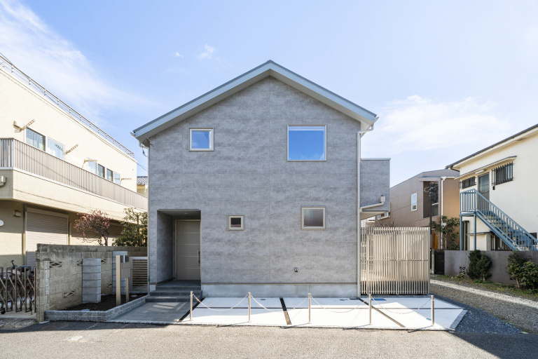 均整の取れたファサード