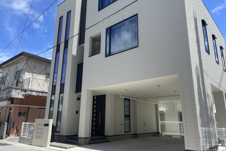 【沖縄・福岡】3階建てガレージハウス