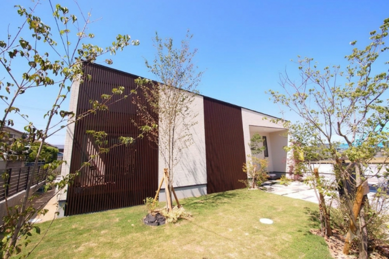 【福岡】光と風を愉しむ、平屋という贅沢。
