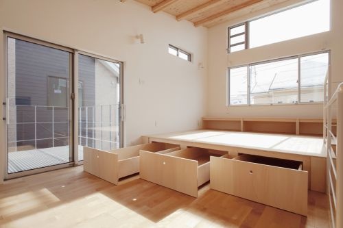井口の家 寝室は ベット下も収納に 重量木骨の家 選ばれた工務店と建てる木造注文住宅
