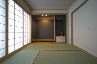 本格的な床の間のある和室