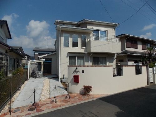 大きな吹き抜けのある家