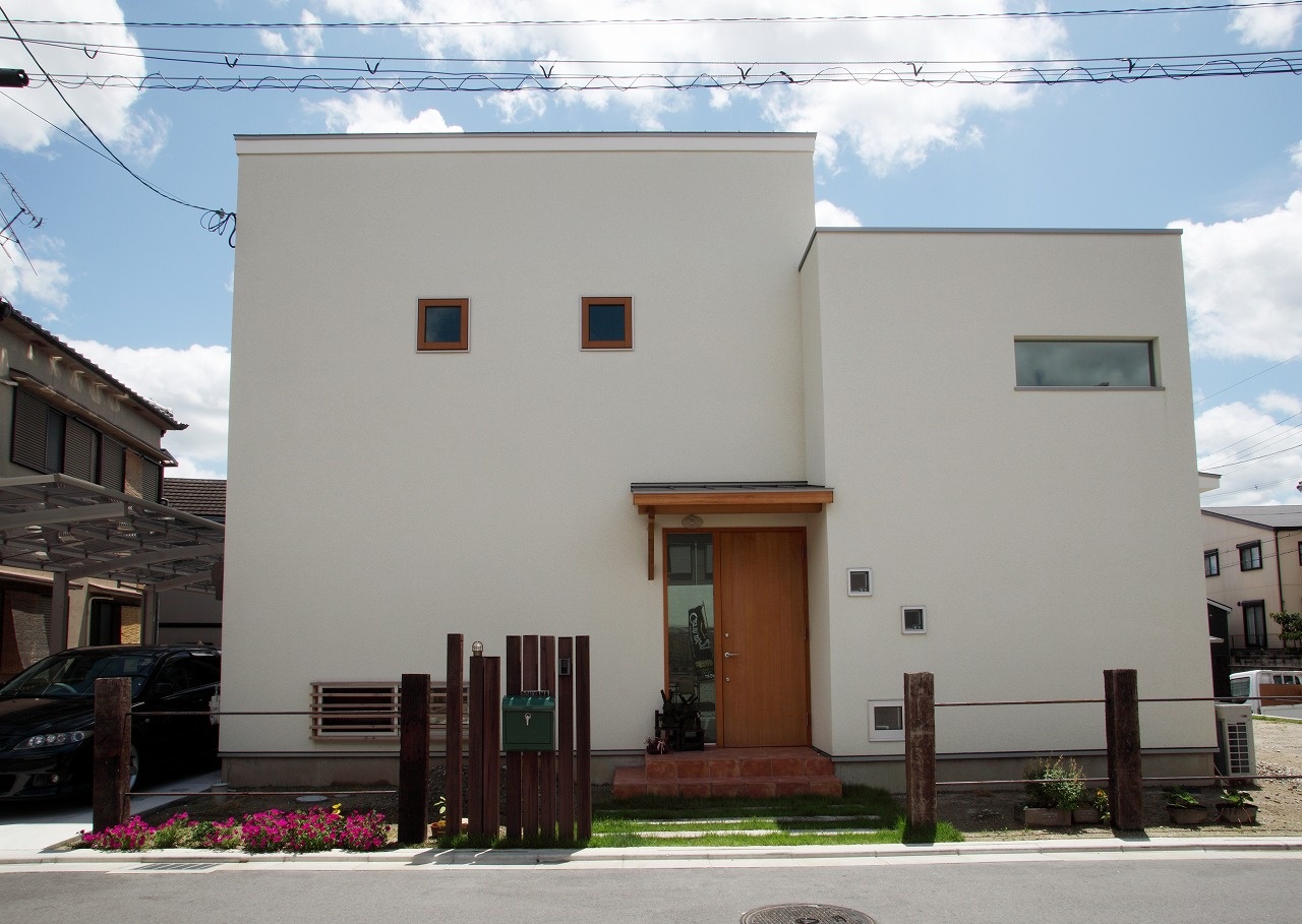 木の温もりを感じる暮らし｜木造住宅×吹抜け×大開口