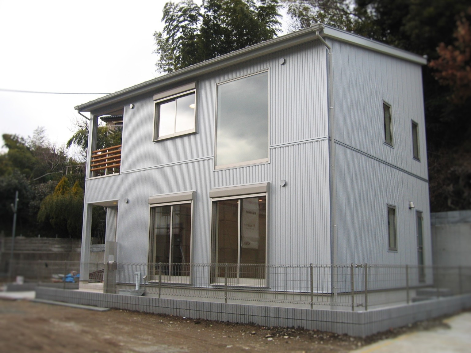 吹き抜けのある家 外観｜重量木骨の家 選ばれた工務店と建てる木造注文住宅