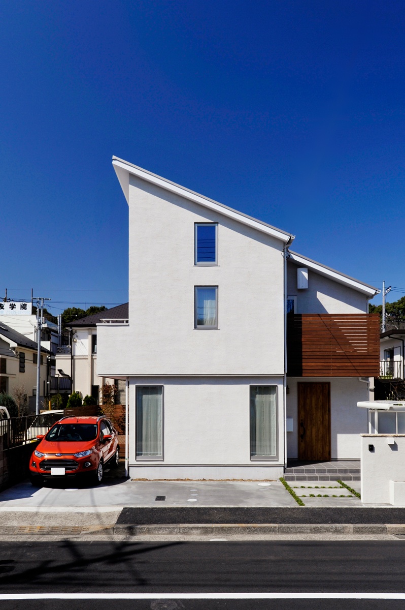 津田町の家 片流れ屋根の家 重量木骨の家 選ばれた工務店と建てる木造注文住宅 津田町の家 片流れ屋根の家 重量木骨の家 選ばれた工務店と建てる木造注文住宅
