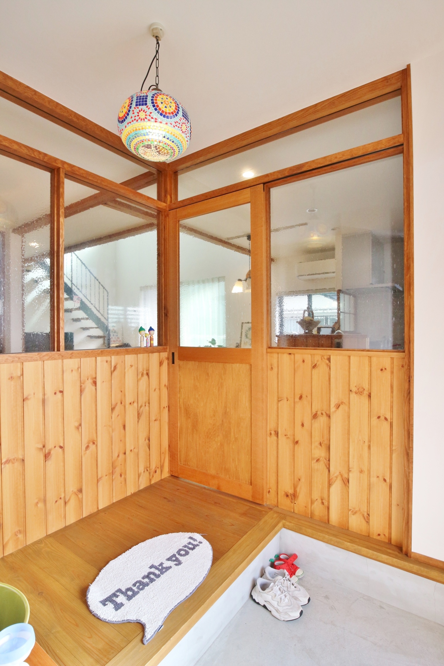大きな吹抜けで光に包まれた暮らし|木造住宅×縁側×中庭