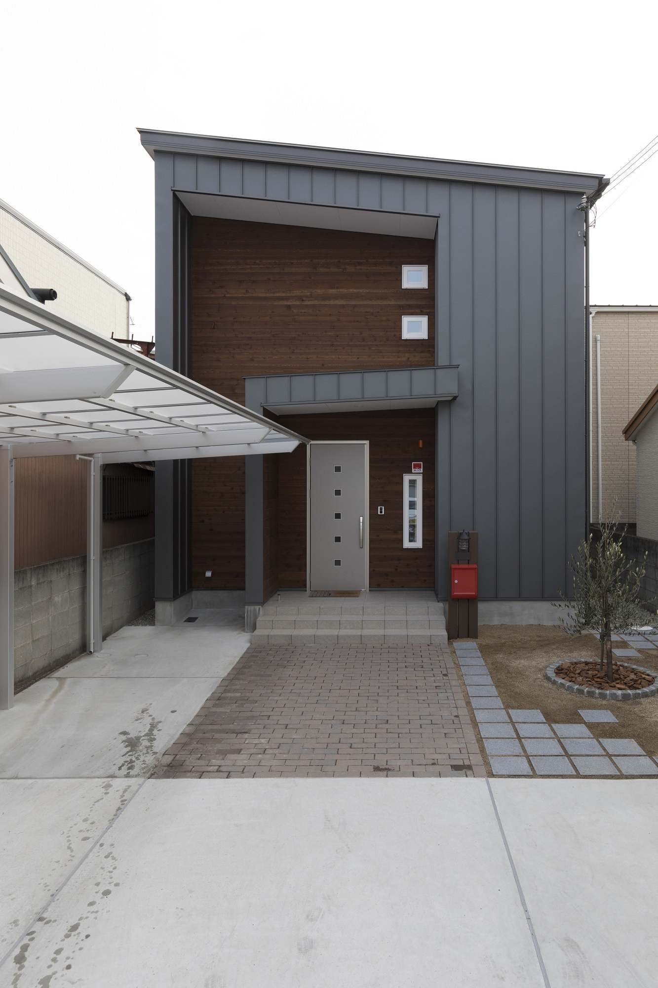 南大阪 和歌山|吹き抜け ガルバリウム鋼板 パッシブデザイン 和室