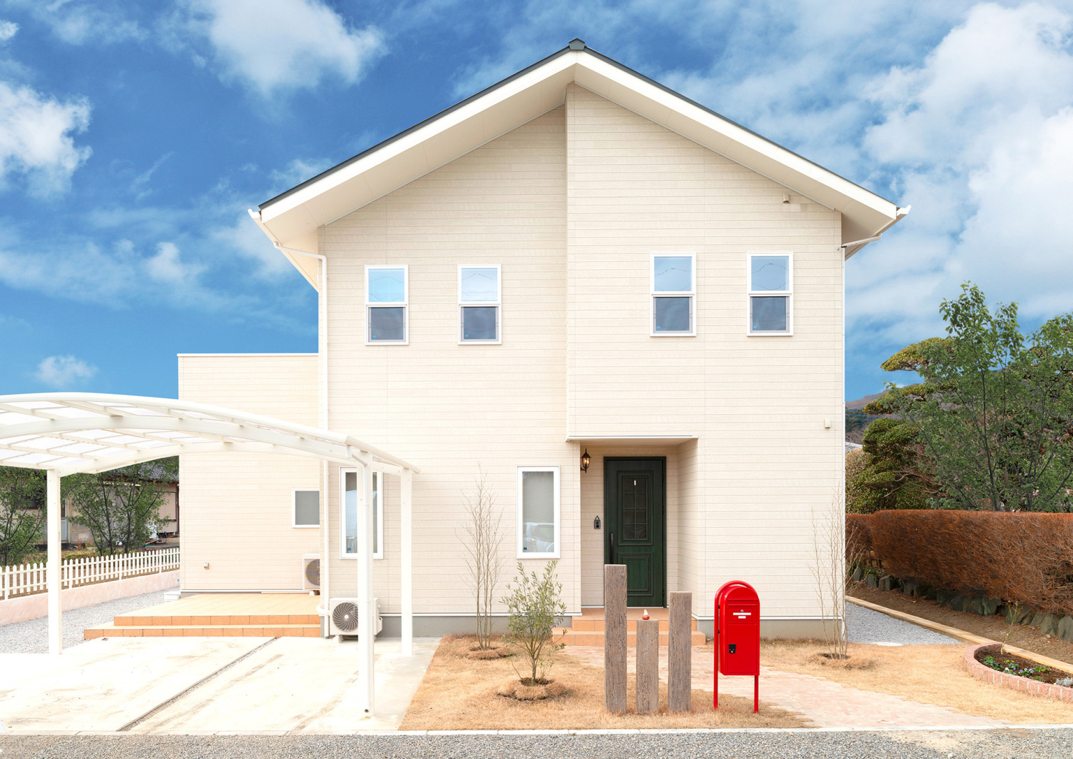 北欧風の三角屋根のお家