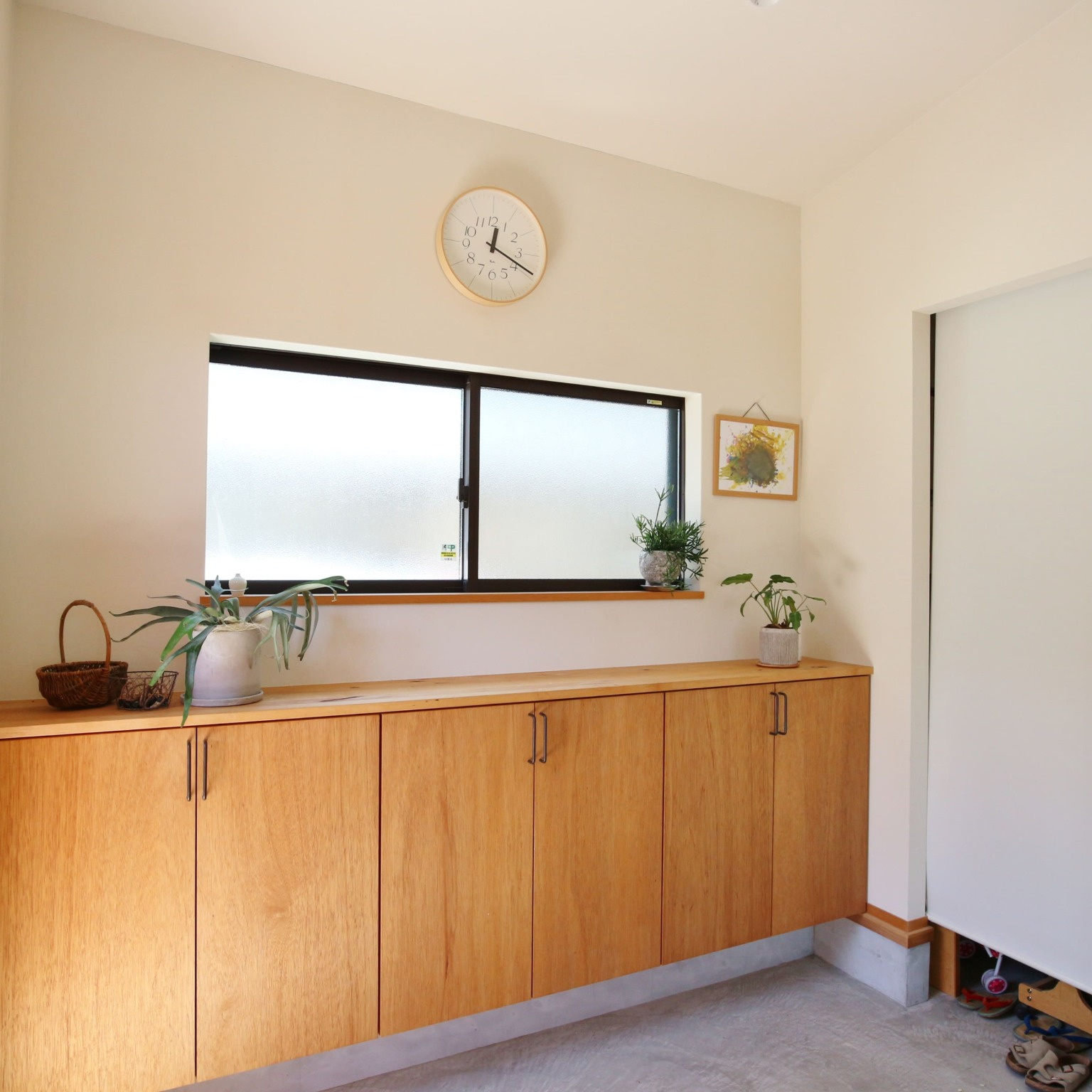平屋風のおしゃれな家|木造住宅×中庭×書斎