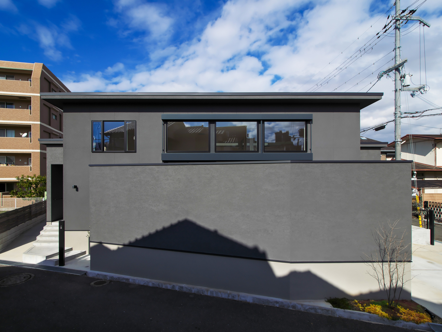 ほとんど平屋の完全分離型二世帯住宅