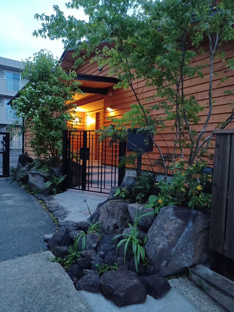 趣きと遊び心が同居する家