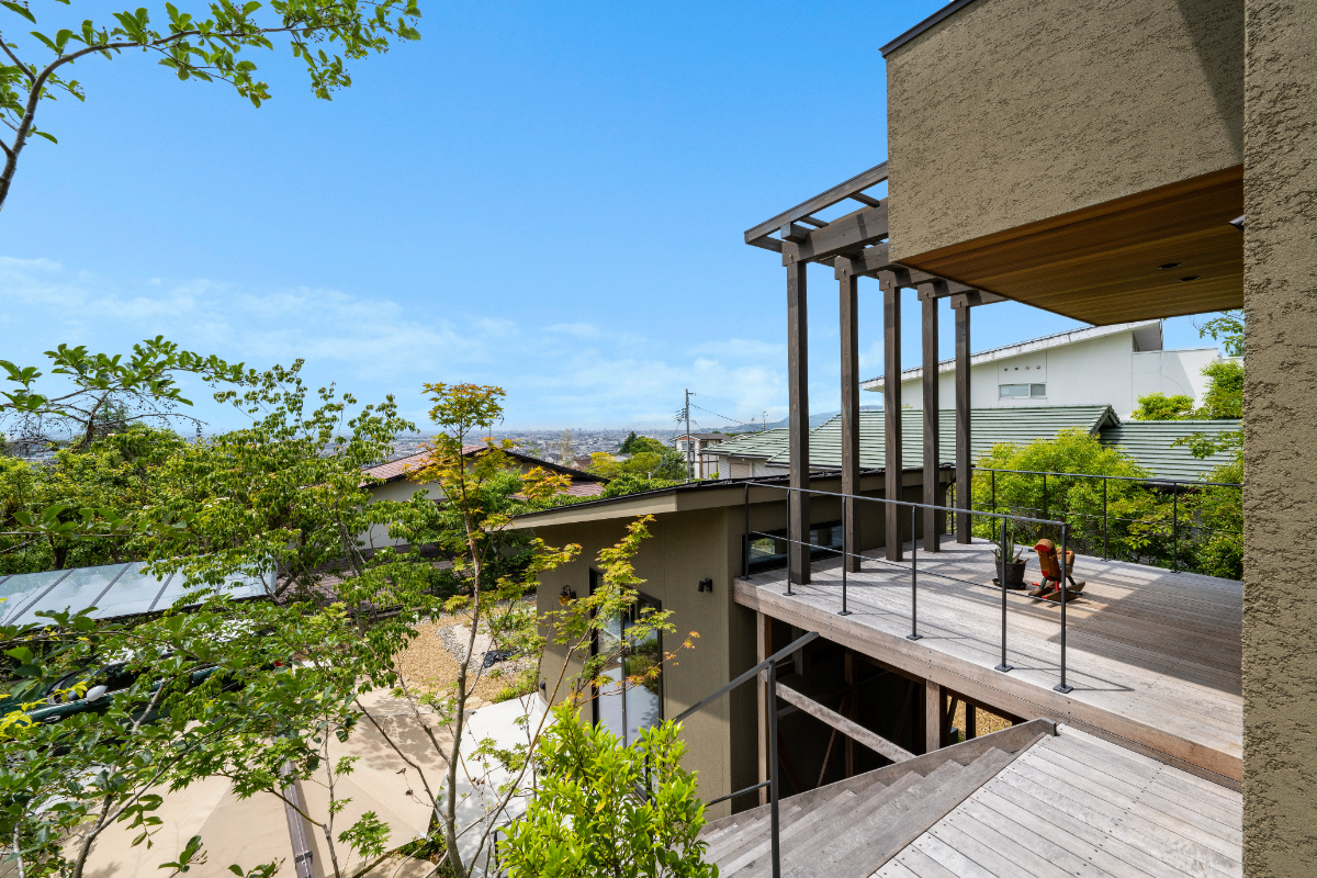 【宝塚】LDKと繋がるサンルーム