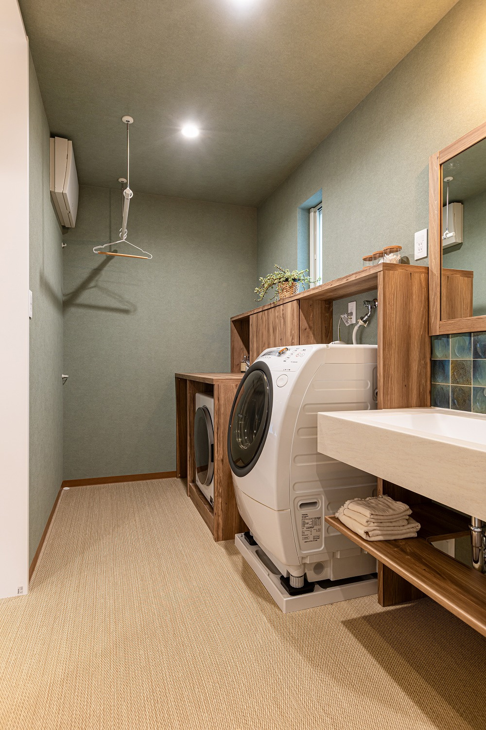 断熱×耐震「体感型モデルハウス」｜ 狭小住宅×インナーガーデン×畳コーナー