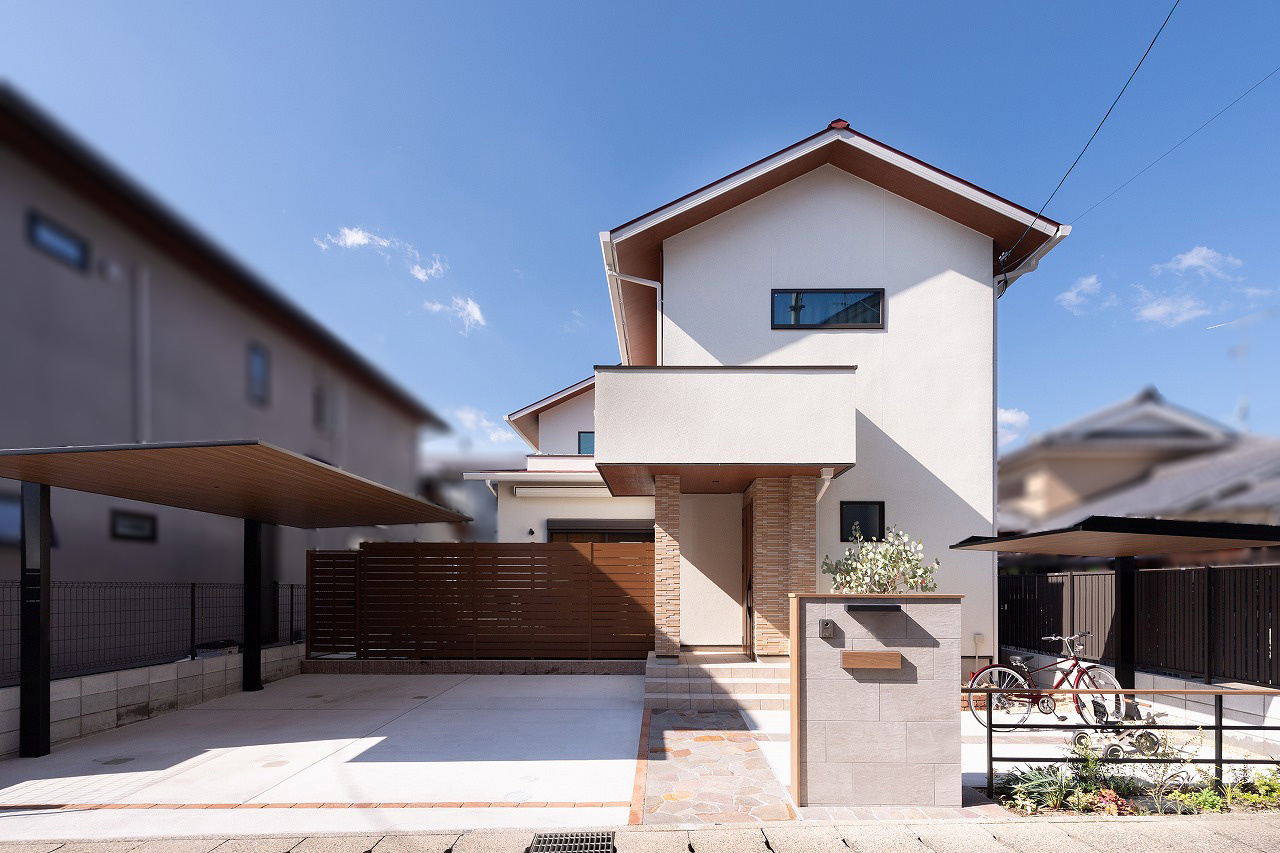 光と風が巡る、家族の笑顔が響き合う豊かな暮らし｜アウトドアリビング×スキップフロア