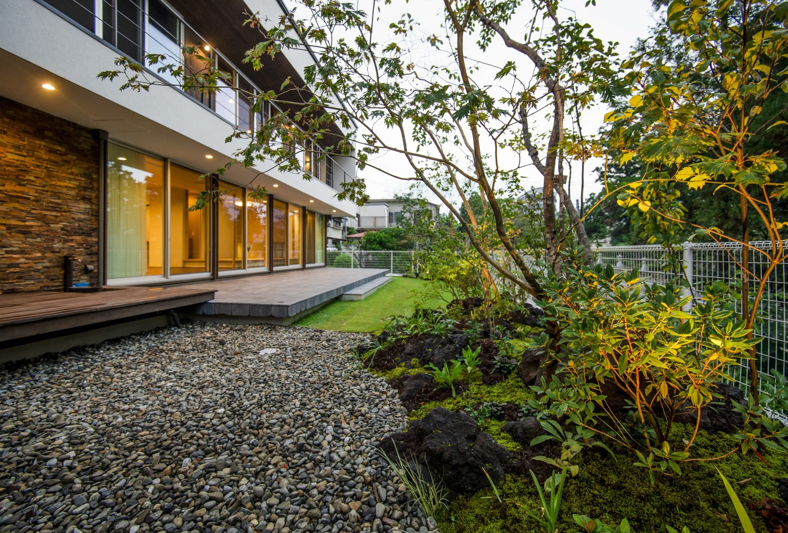 四季の移ろいを感じる暮らしお庭