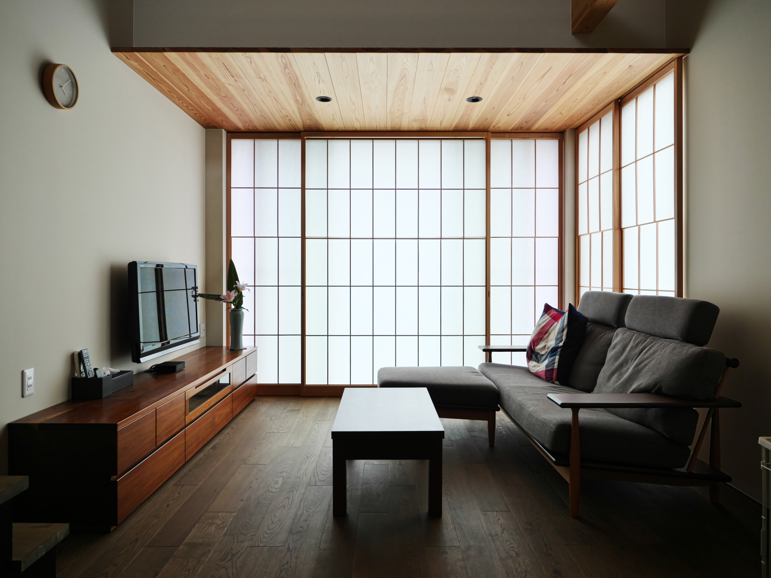 障子から差し込む光