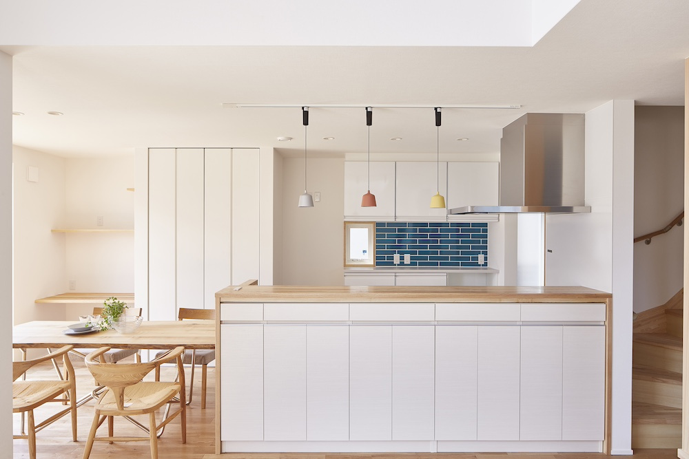 パッシブデザインがつくる、明るく暖かなダイニングキッチン