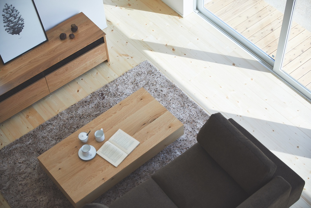 吹き抜けを通じて家全体がひとつにつながる