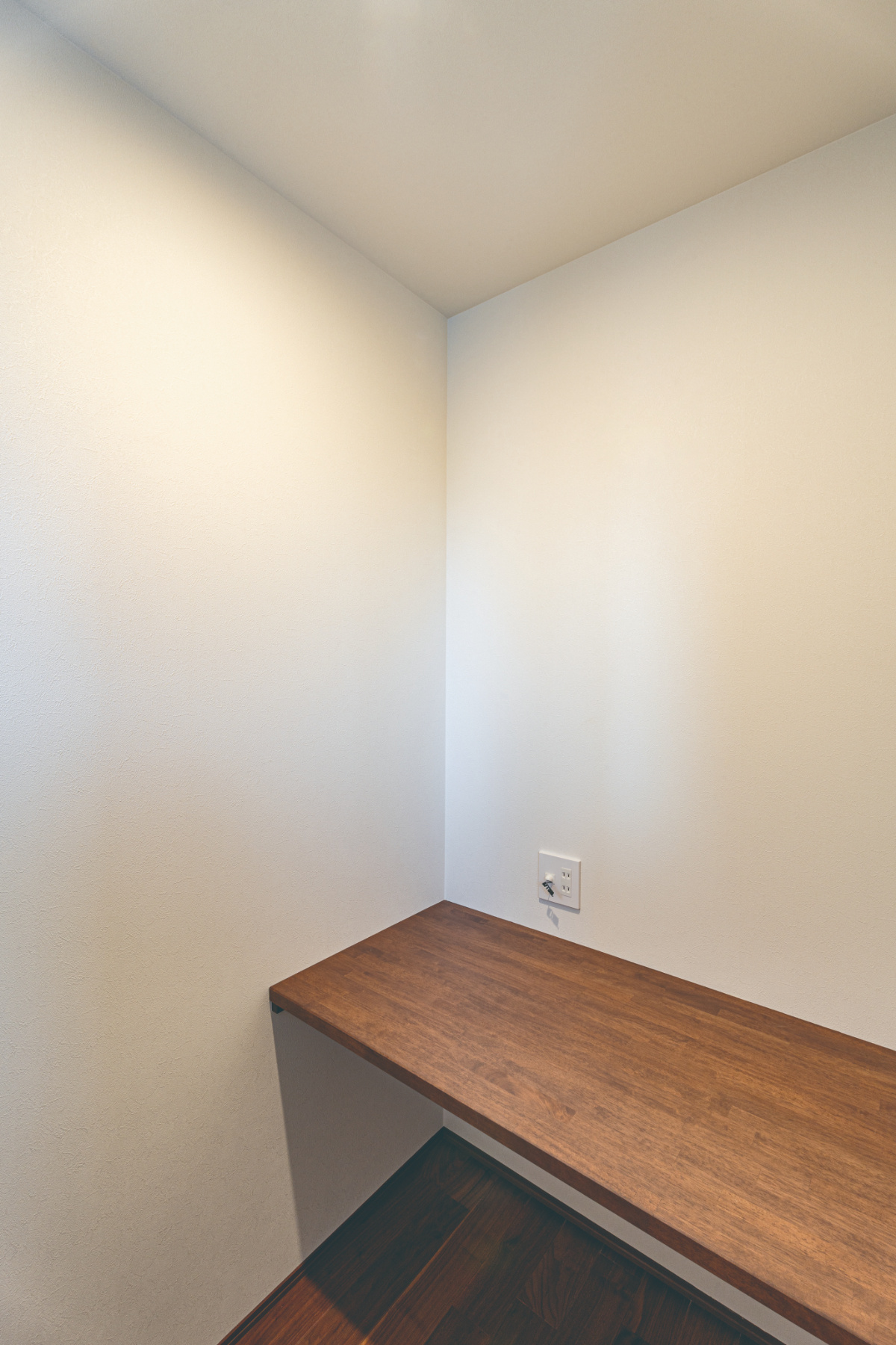 コンパクトな個人書斎