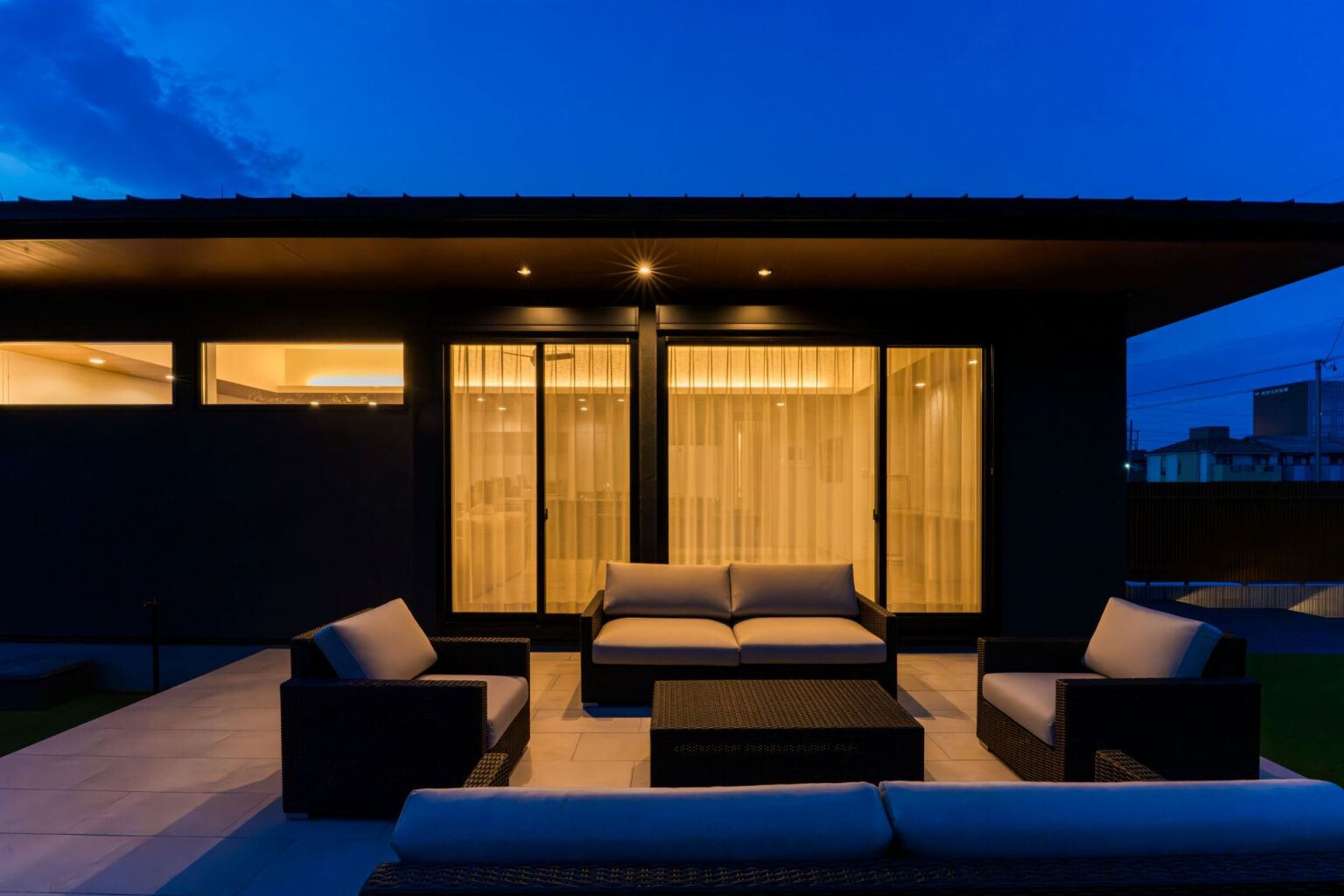 【夜景】バーベキューを楽しめる空間