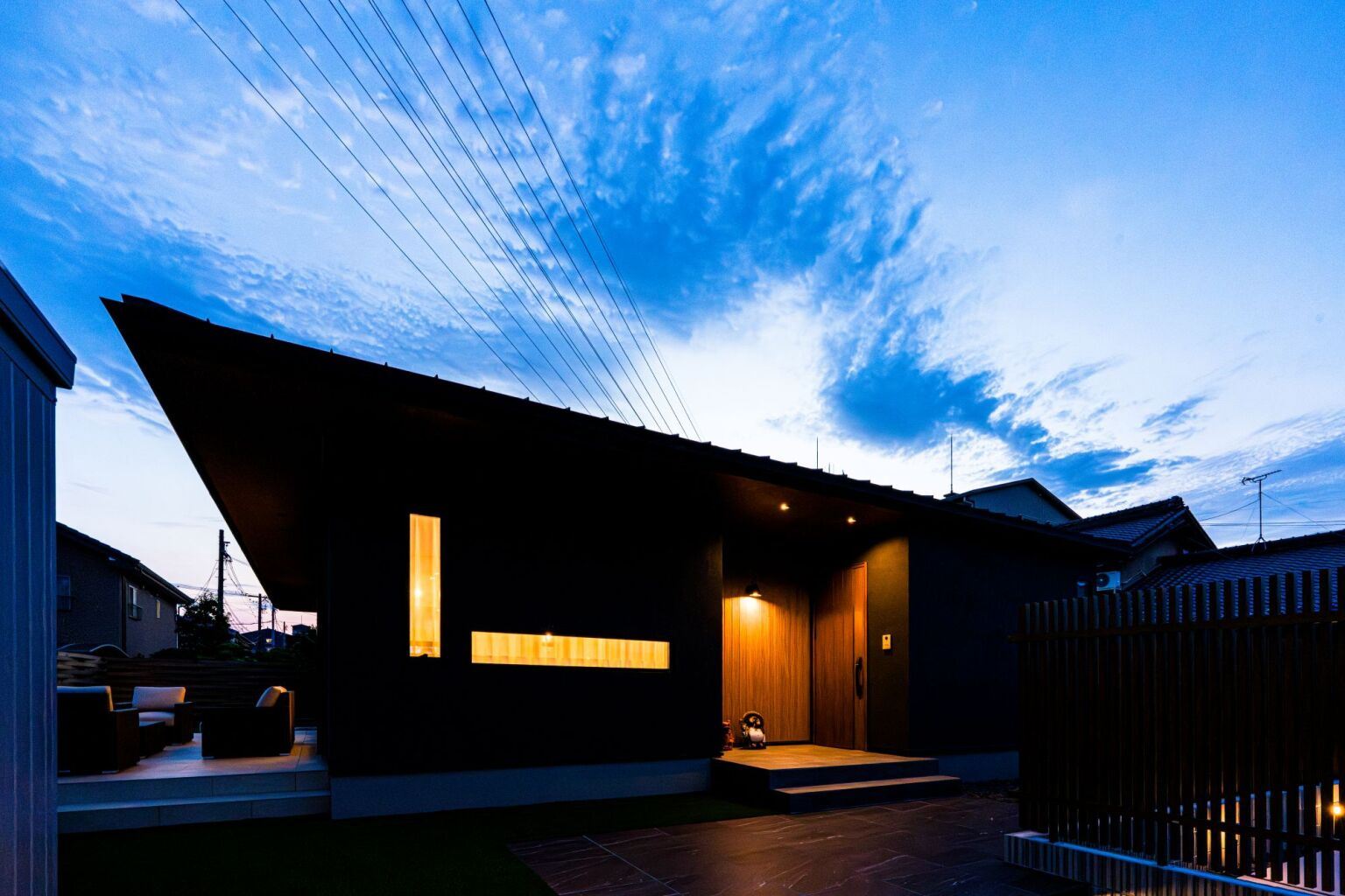 【夜景】平屋外観