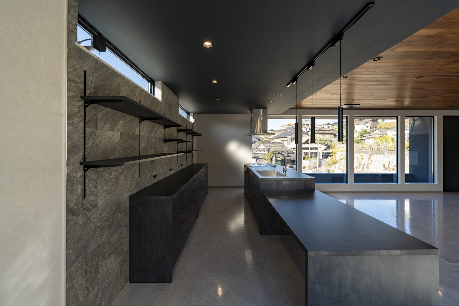 ゆとりのあるダイニングキッチン