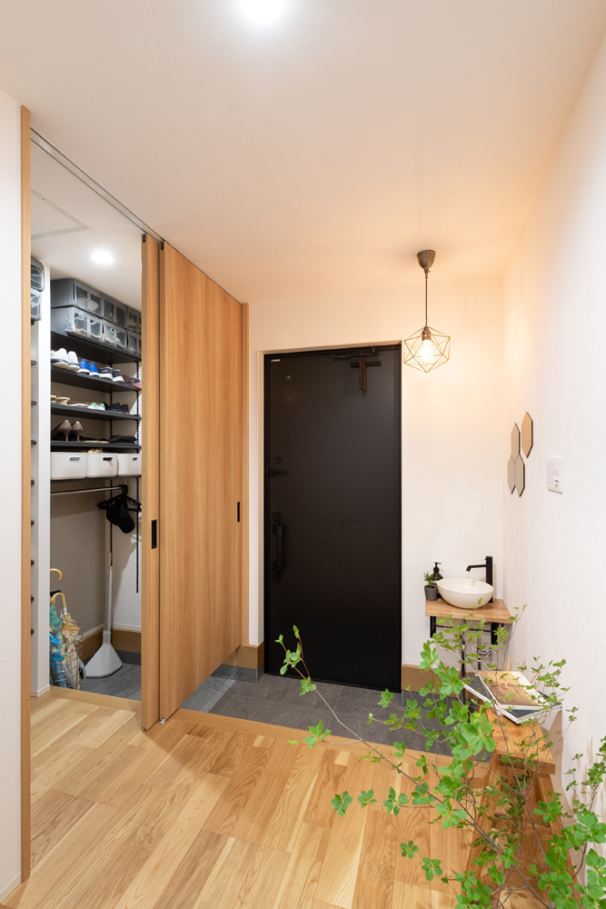 延床28坪、コンパクトでもゆったり暮らす2階リビングの家｜アウトドアリビング