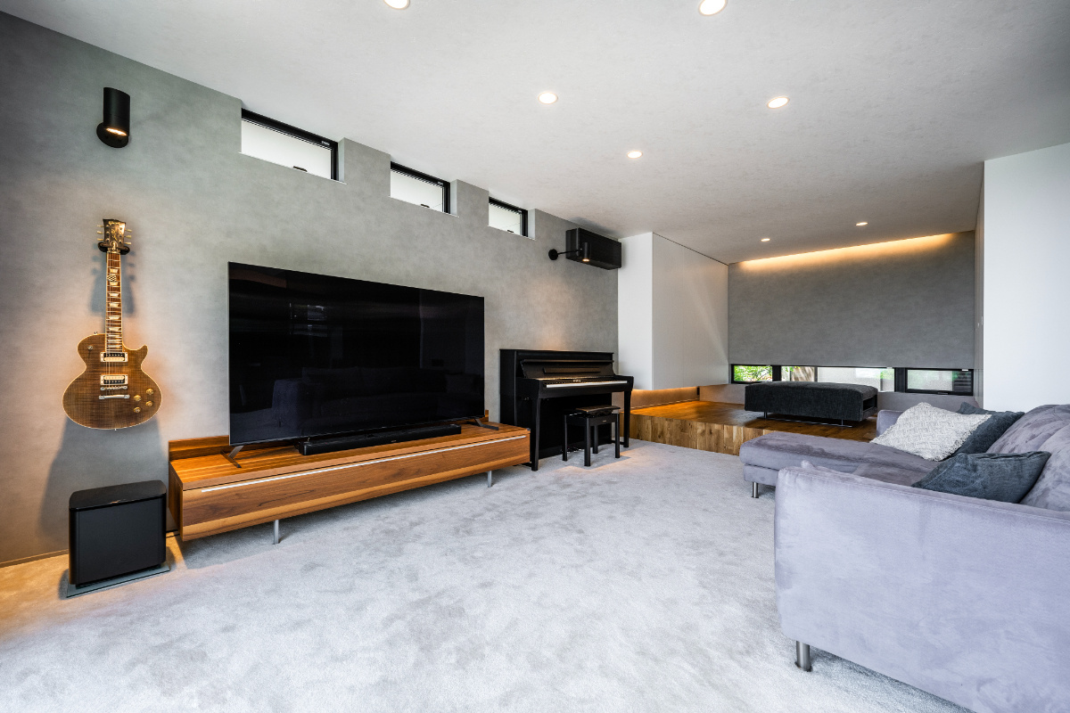 【神戸】リビング絨毯を絨毯にすることで空間に仕切りを